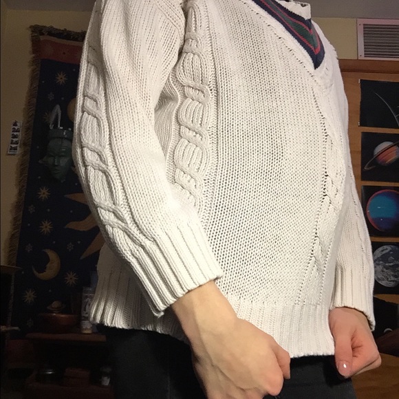 Vintage Sweater - Picture 2 of 3