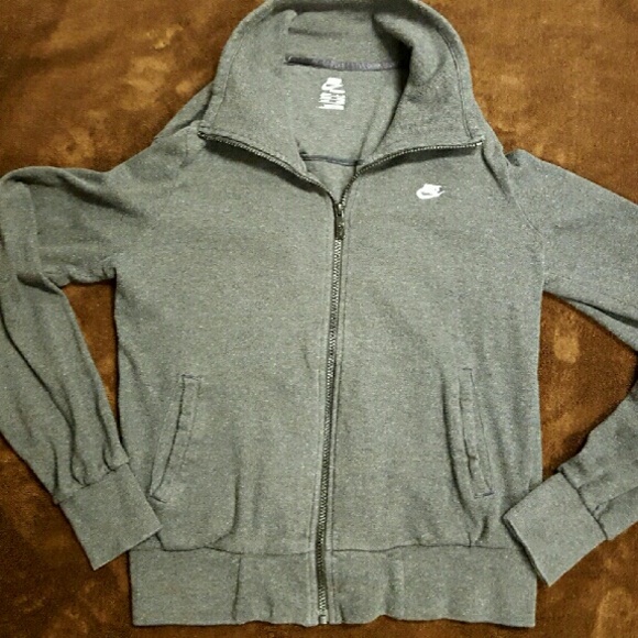 Nike Tops - Nike zip up sweatshirt