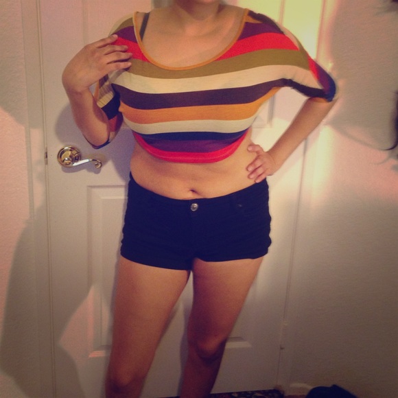 3 Quarter Sleeve Striped Crop Top