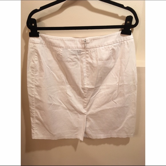 White Pencil Skirt - Picture 2 of 4