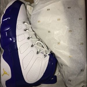 Retro 9 Air Jordan's size 8 in men's