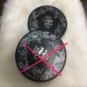 ▪️LAT VON D LOCK-IT POWDER FOUNDATION▪️