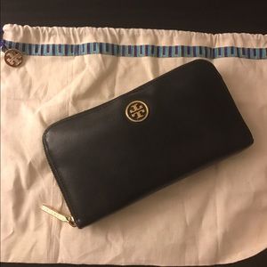Tory Burch Robinson Wallet