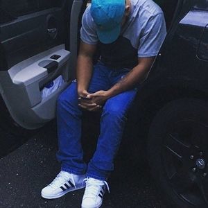 Meet your Posher, Emanuel