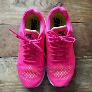 Women Nike Pegasus 31 | Size 8 |