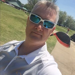 Meet your Posher, Eric