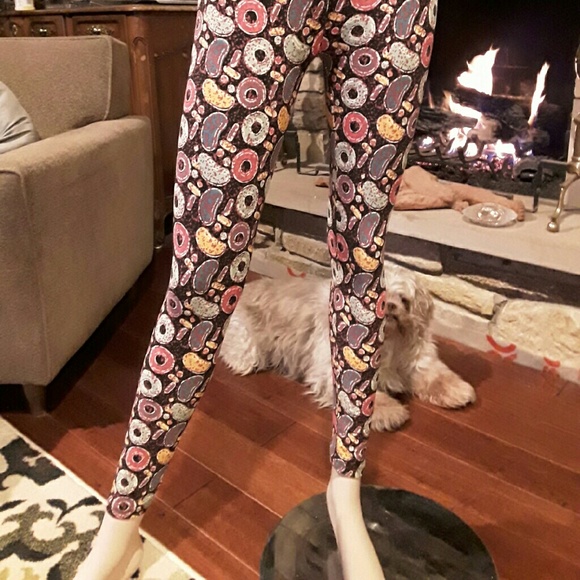 Lularoe Unicorn Rare Fruit loops leggings - Picture 4 of 4