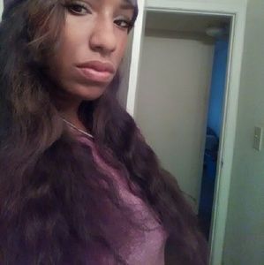 Meet your Posher, Kadijah