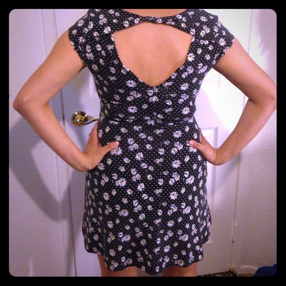 Black and white polka dot daisy dress