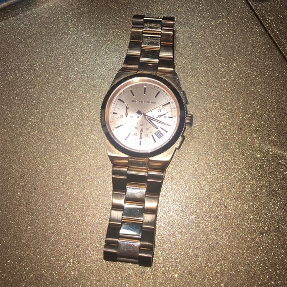 Michael Kors rose gold watch
