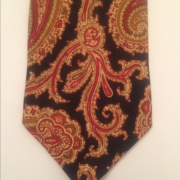 Yves Saint Laurent Men's 100% Silk Tie