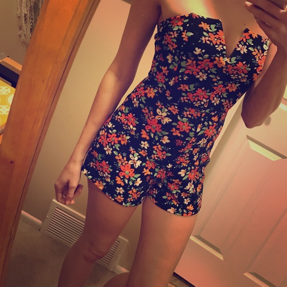 Navy Blue Floral Jumper 🌸