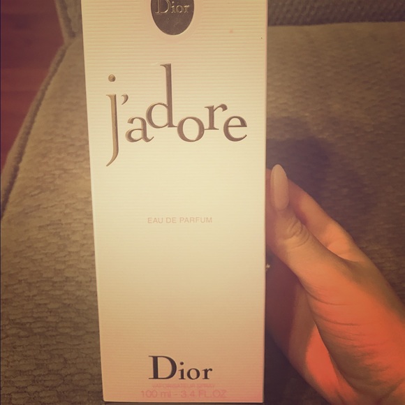 Dior Jadore Parfum. 3.4 oz.