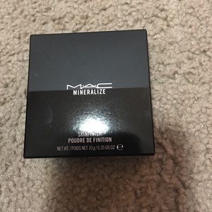 MacCosmeticsxTaraji P. Henson -Highlight the truth