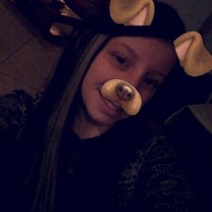 Meet your Posher, Danielle