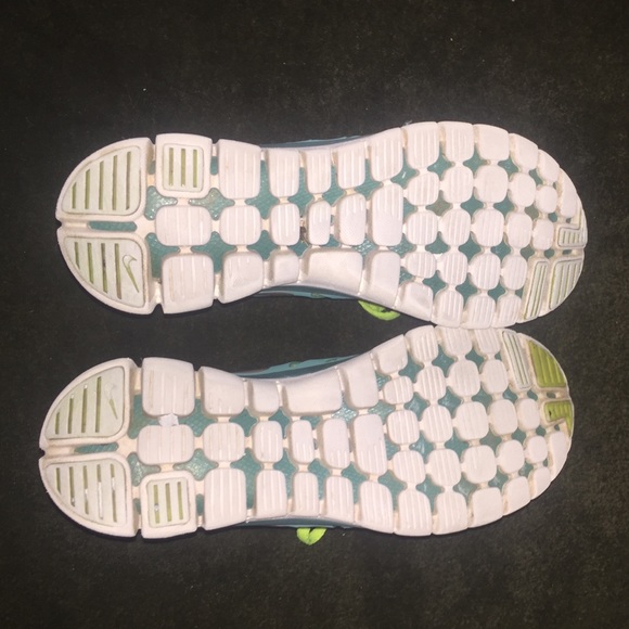 Nike sneakers - Picture 3 of 4