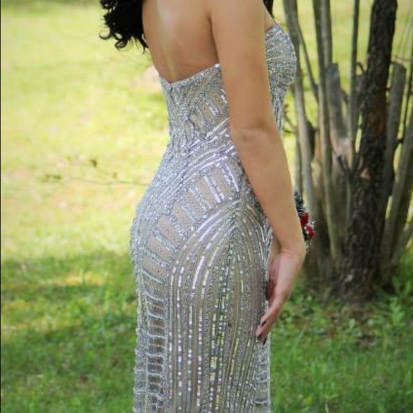 Jovani prom dress champagne - Picture 2 of 4