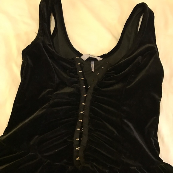 Velvet Top - Picture 3 of 4