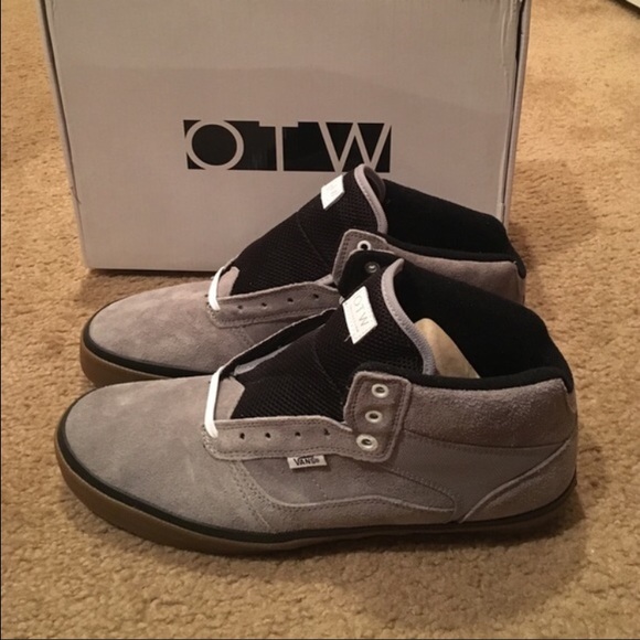 Bedford Poly Vans - Picture 2 of 4