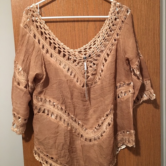 Fantasia v neck lace blouse