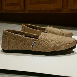 TOMS Natural Burlap Women's Classic Slip-On Shoes