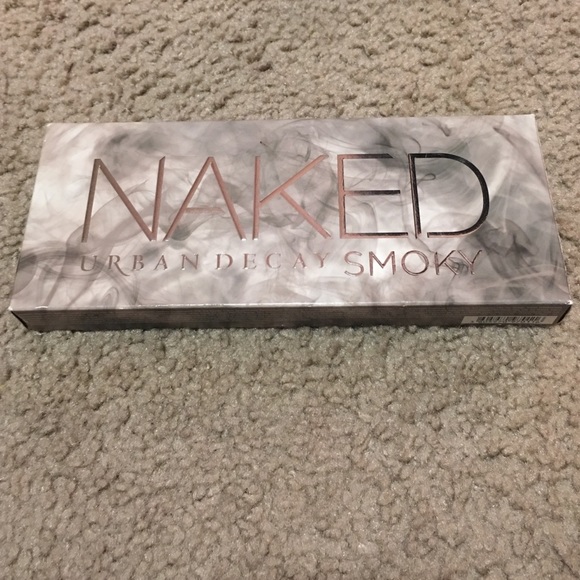 Urban decay naked smokey palette