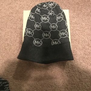 Michael Kors knitted hat