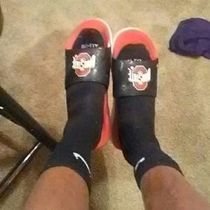 Nike ohio state sandles