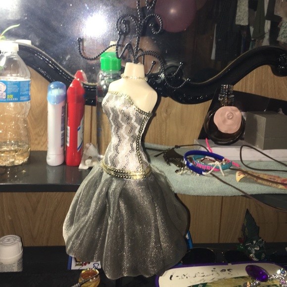 🔴🔵⚪️BUNDLE!!🔴🔵⚪️ - Picture 3 of 3