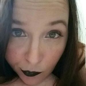 Meet your Posher, Candice