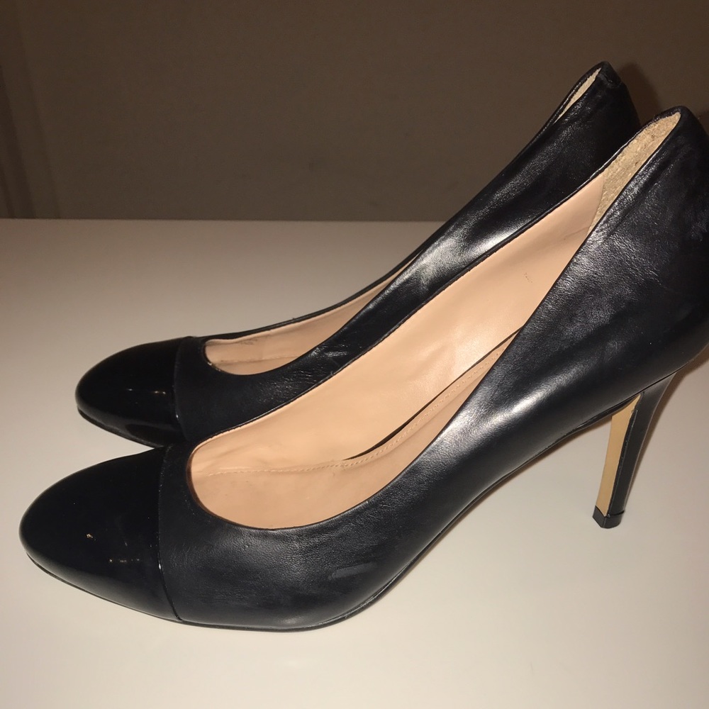 Atwell Delia Classic Cap-Toe in Black