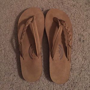 Rainbow Flirty Braidy sandals