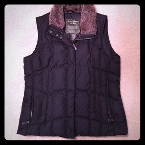 Awesome Eddie Bauer Down faux fur line vest