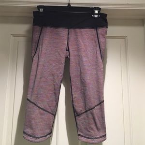 Lululemon cropped workout pants