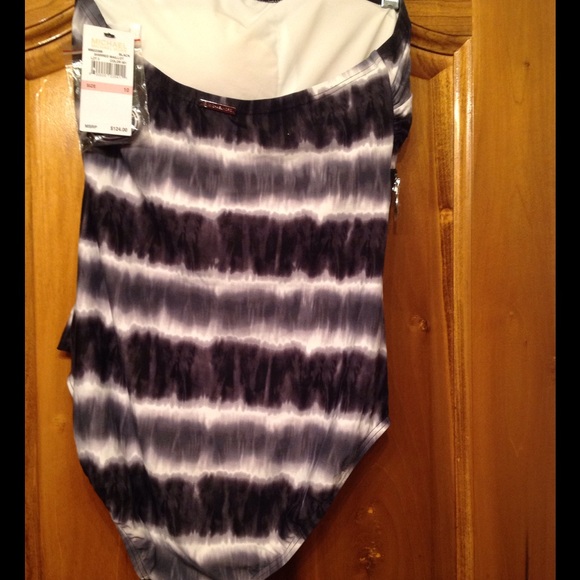 NWT Michael Kors One Piece - Picture 2 of 4