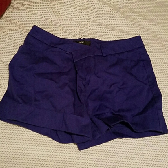 Mossimo Fit 3 Blue Dress Shorts. Size 8.