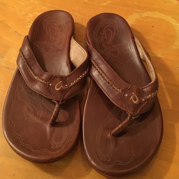 Olukai brown leather flip flops