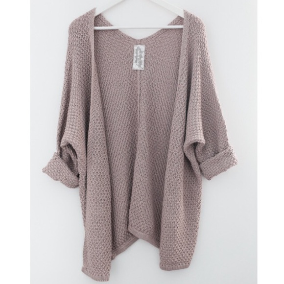 ✨BACK IN STOCK✨
Slouchy sweater knit cardigan - Picture 2 of 4