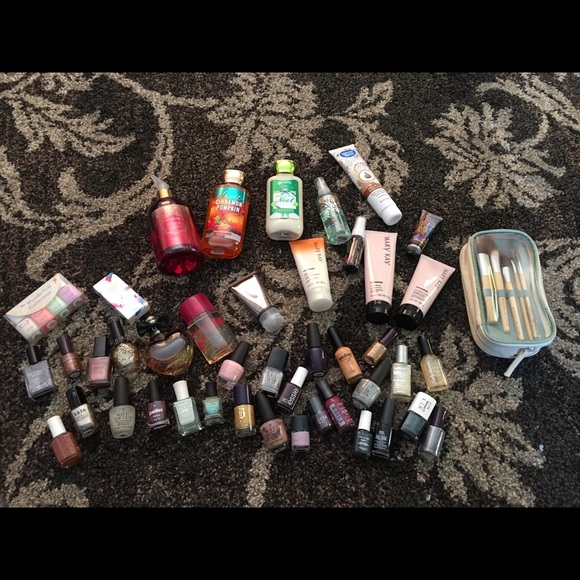 Nail polish, fragrance, bath, brush bundle
