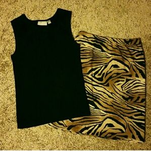 Leopard print skirt, size small, like new!