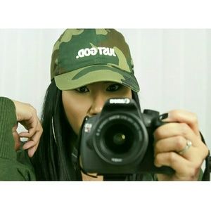 Meet your Posher, Dana