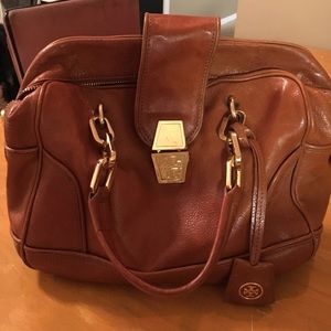 Brown leather Tory Burch purse