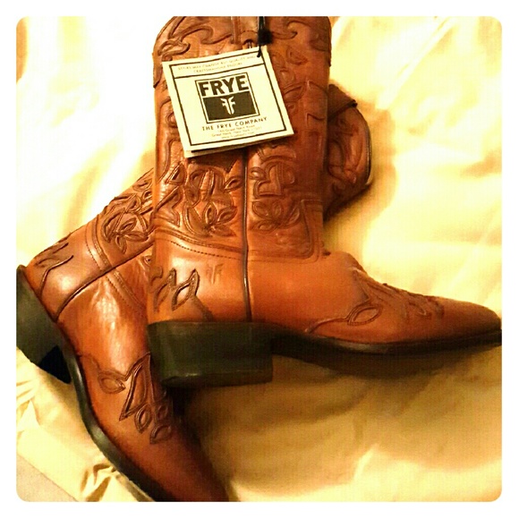 FRYE cowboy boots NWOB Tall, whiskey colored boots