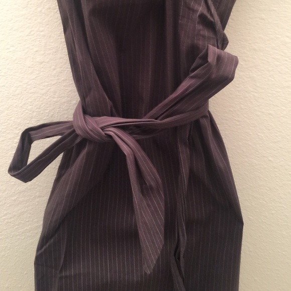 Dress - Picture 3 of 4
