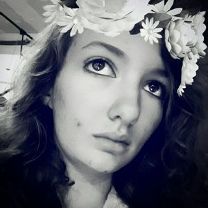 Meet your Posher, Karlie