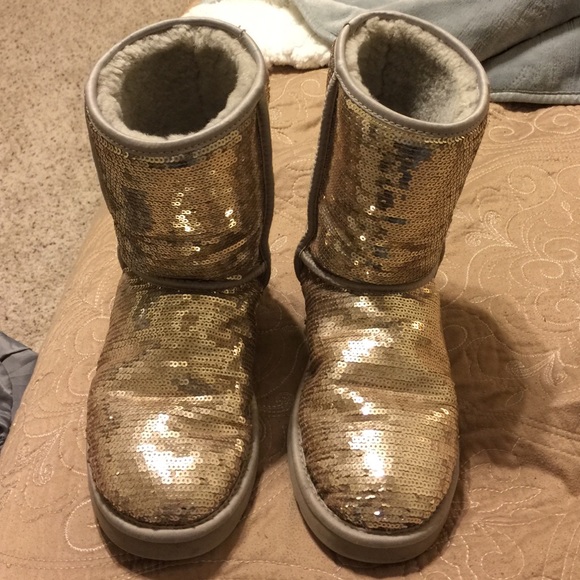 Ugg Boots (Uggs)