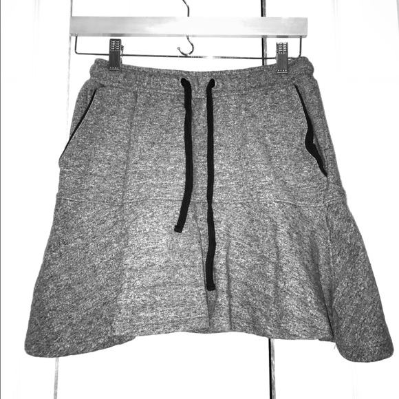 Athletic skirt