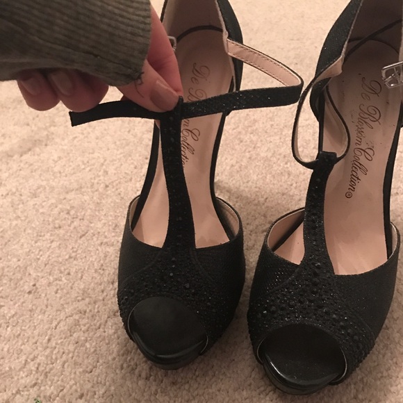 Black platforms