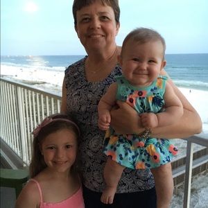 Meet your Posher, Beth