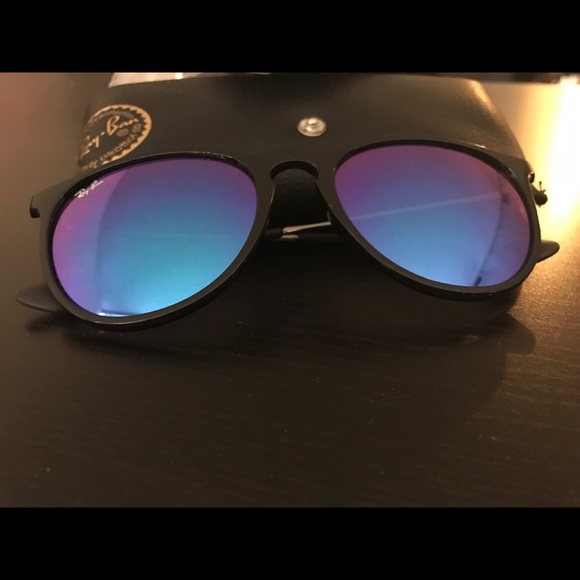 Ray ban
